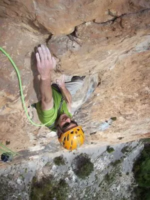 Rocher orange à Presles